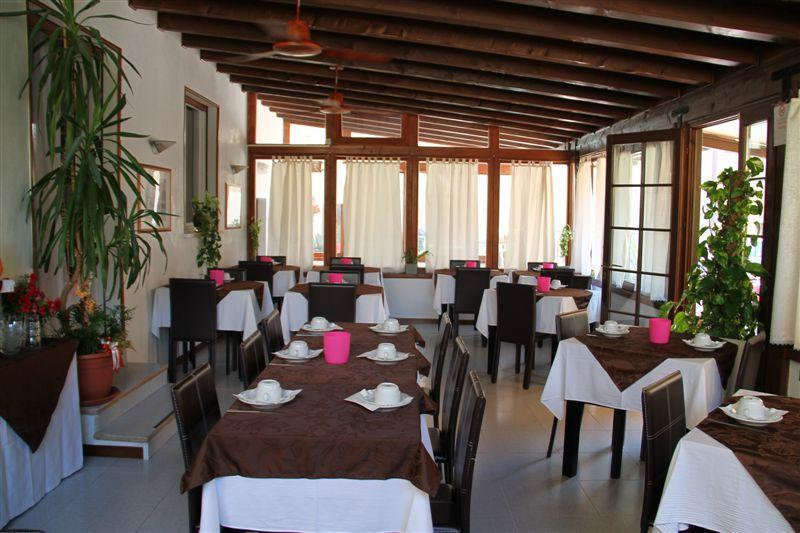 Albergo Al Pescatore Brenzone sul Garda Bagian luar foto