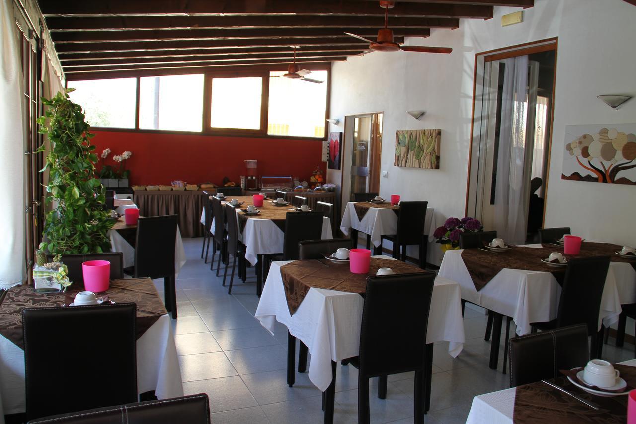 Albergo Al Pescatore Brenzone sul Garda Bagian luar foto